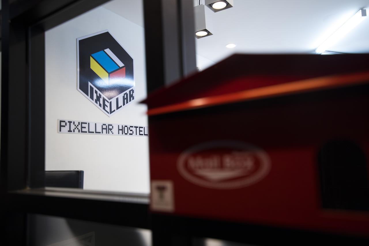Pixellar Hostel กรุงเทพมหานคร ภายนอก รูปภาพ